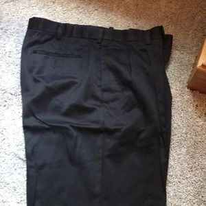 Alan Flusser black men’s chinos